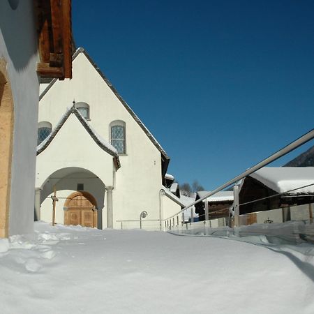 Hotel-Restaurant Drei Tannen Bellwald Exterior photo